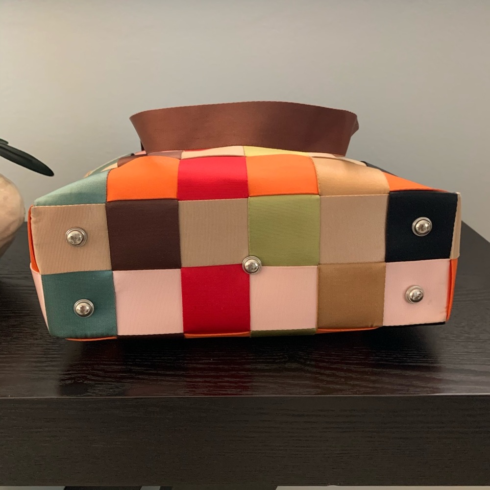 Comely Handbag 👜 - Picture 2 of 13